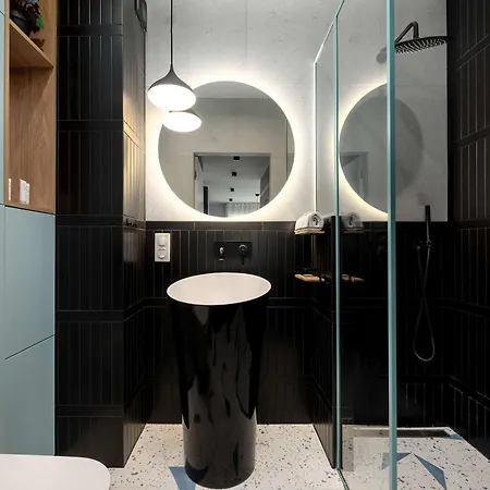 Przestronny Z Ogrodem By Renters Διαμέρισμα